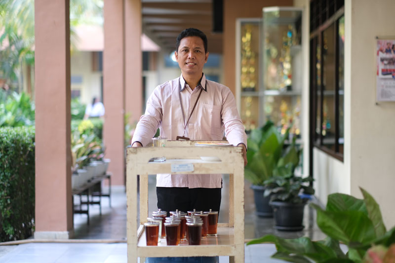 Pejuang Seratus Gelas Teh
