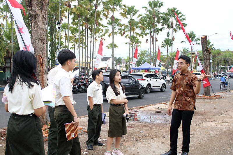 Walau di Luar, Tetap Belajar