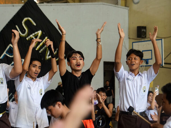 Saint Paul Guncangkan DBL