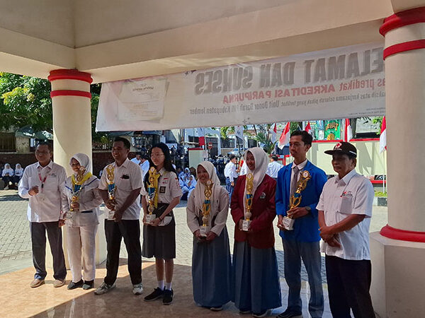 Upacara HUT PMI ke-79? PMR Santo Paulus Ikutan Dong!