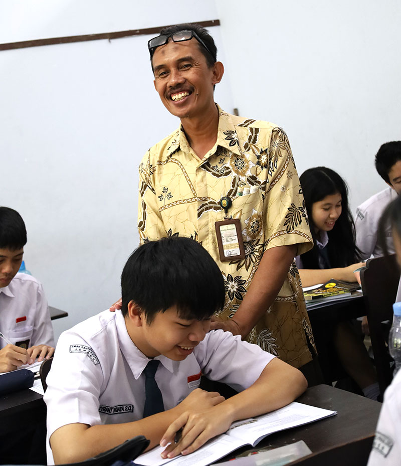 Tak Hanya Murid, Pegawai pun Dinilai!