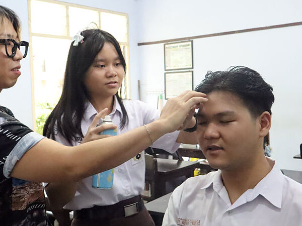 Comma Hair Gratis?