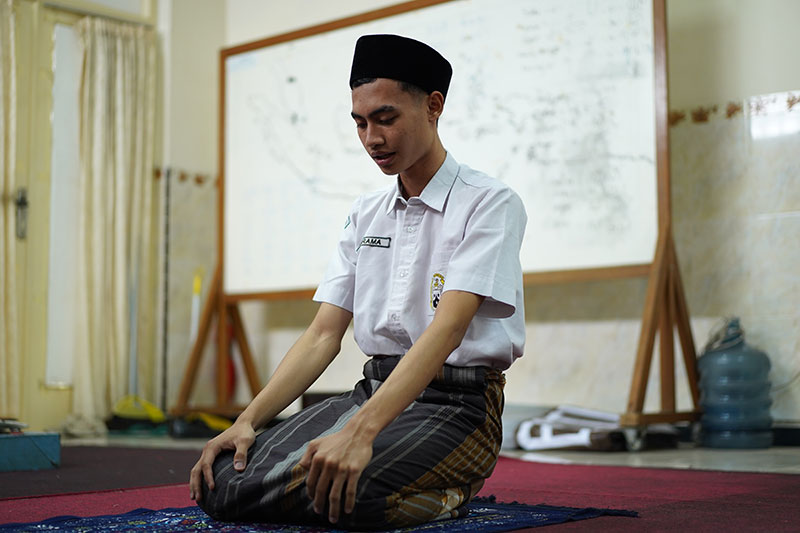 Eeeh, Ada Uprak Agama Islam!
