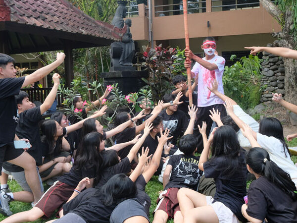 Menjaga Tradisi dalam Lomba Kemerdekaan