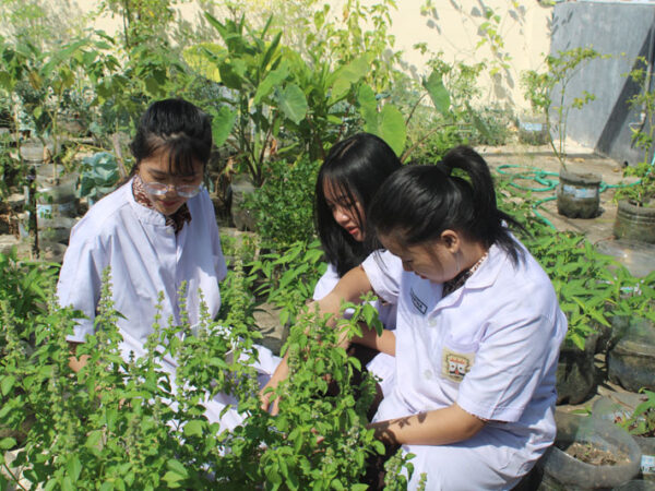 Praktikum di Lantai 3