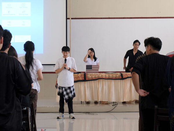 Rapat Selesai, Simulasi Dimulai