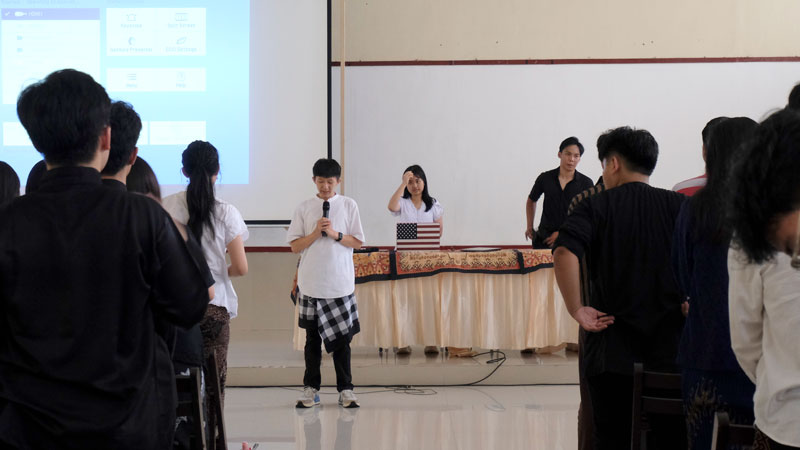 Rapat Selesai, Simulasi Dimulai Rapat Selesai, Simulasi Dimulai