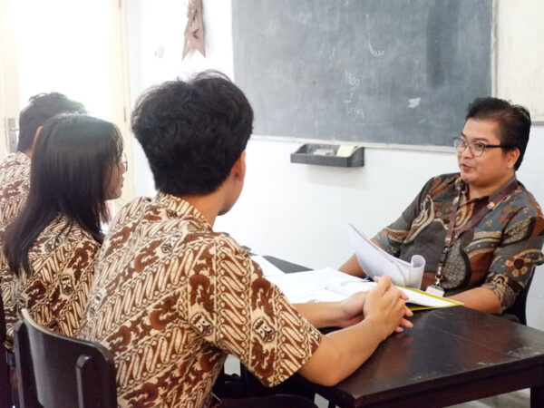Totalitas Menghadapi Uprak Bahasa Indonesia