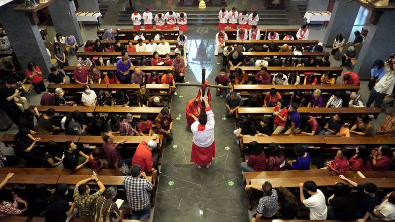 He is Risen! Kristus Telah Bangkit, Alleluya!