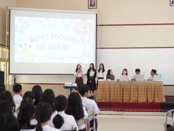 Panitia MOM 2026 On Fire