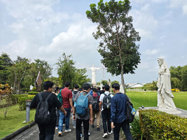 Ziarah Penuh Sukacita di Paranti Jati