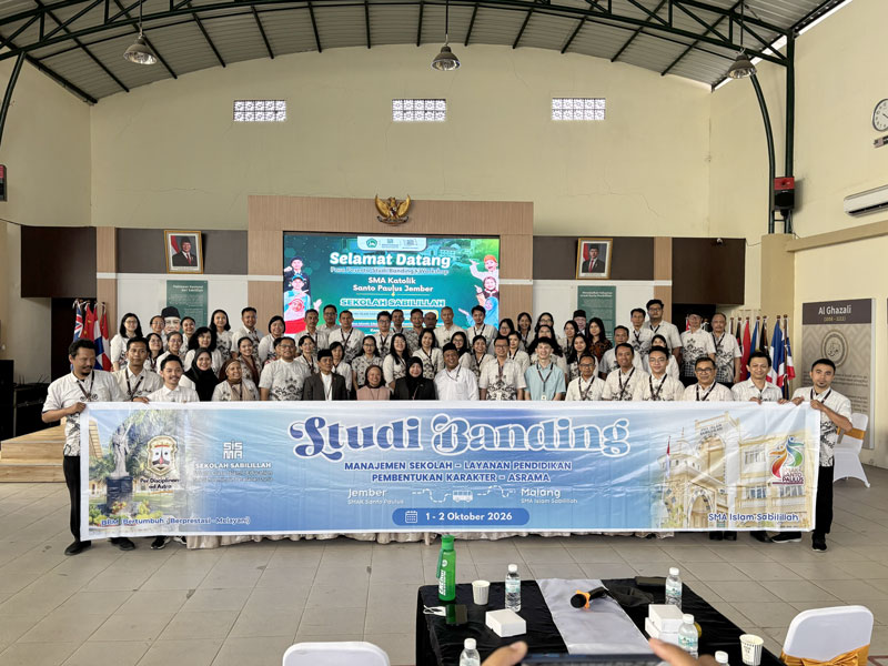 Gali Inovasi Pembelajaran dan Karakter, SMAK Santo Paulus Jember Kunjungi Dua Sekolah di Malang Gali Inovasi Pembelajaran dan Karakter, SMAK Santo Paulus Jember Kunjungi Dua Sekolah di Malang