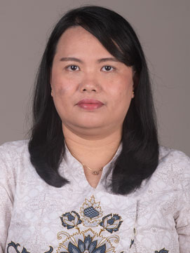 Elizabeth .E R. Y. S., S.Si., S.Pd.