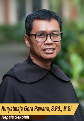 Kepala Sekolah SMAK St Paulus