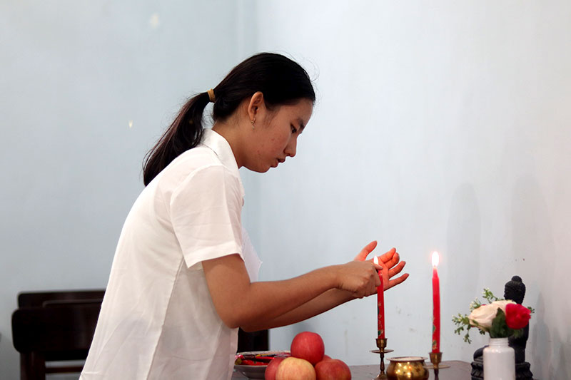 Harmoni Agama: Ibadah Sesuai dengan Keyakinannya - SMAK Santo Paulus Jember