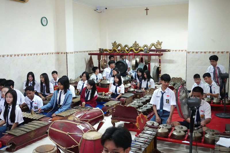 Nguri-Uri Jawa Nguri-Uri Jawa
