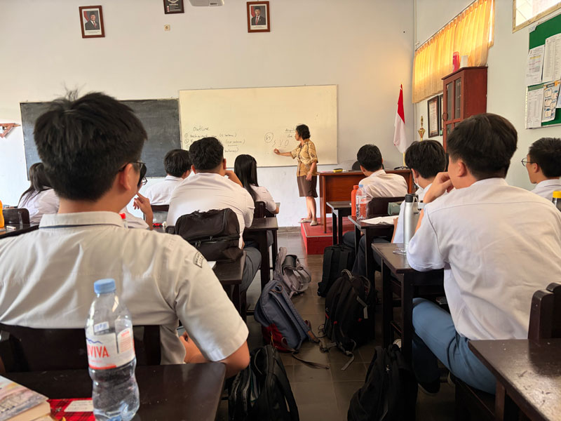 Mengintip Persiapan Ujian Praktik Bahasa Inggris