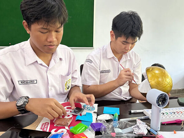 Belajar Sel Sekaligus Menjaga Lingkungan? Emang Bisa?