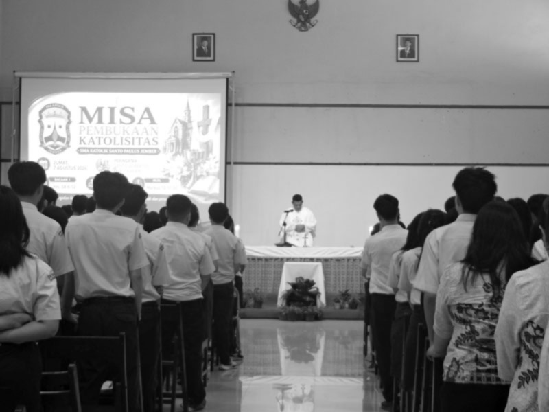 Memeluk Sesama, Melepas Ego Memeluk Sesama, Melepas Ego