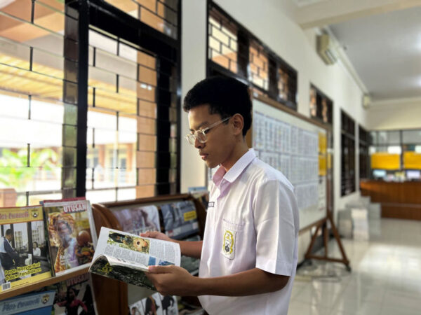 Duta Perpustakaan Sang Inspirator di Balik Rak Buku